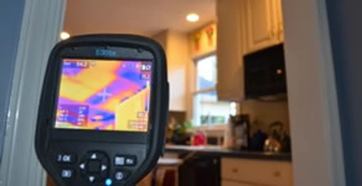 home energy audit service using thermal imaging to evaluate electrical efficiency inside a home in Denver, CO